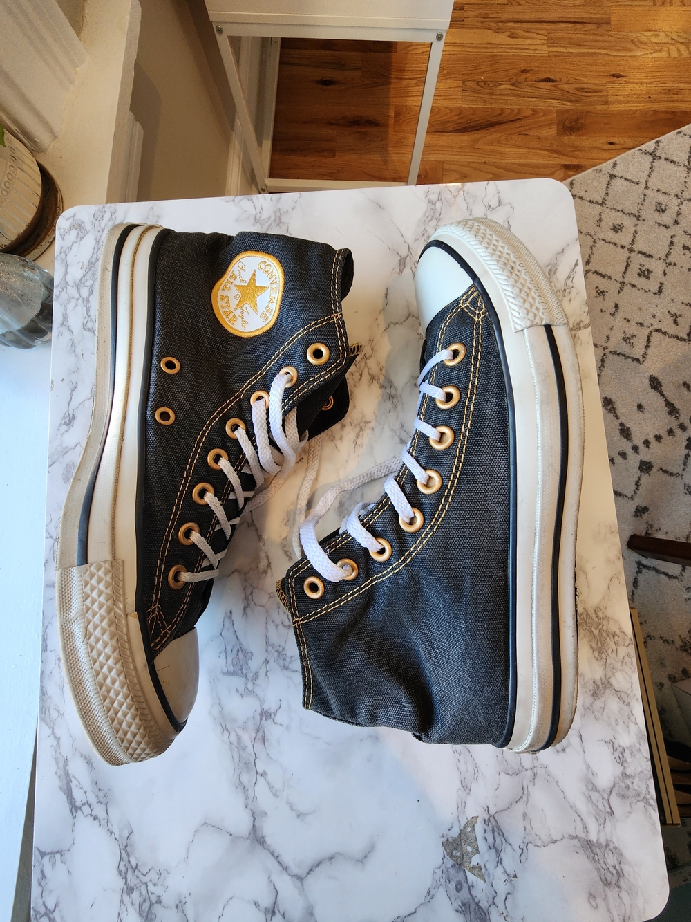 🇮🇳 Converse Mens SZ 7 Womens SZ 9 Black And Yellow - Picture 2 of 14